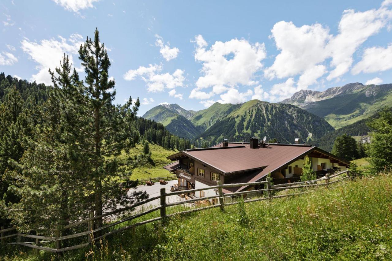 ホテル Berggasthaus Hoellensteinhuette トゥクス エクステリア 写真