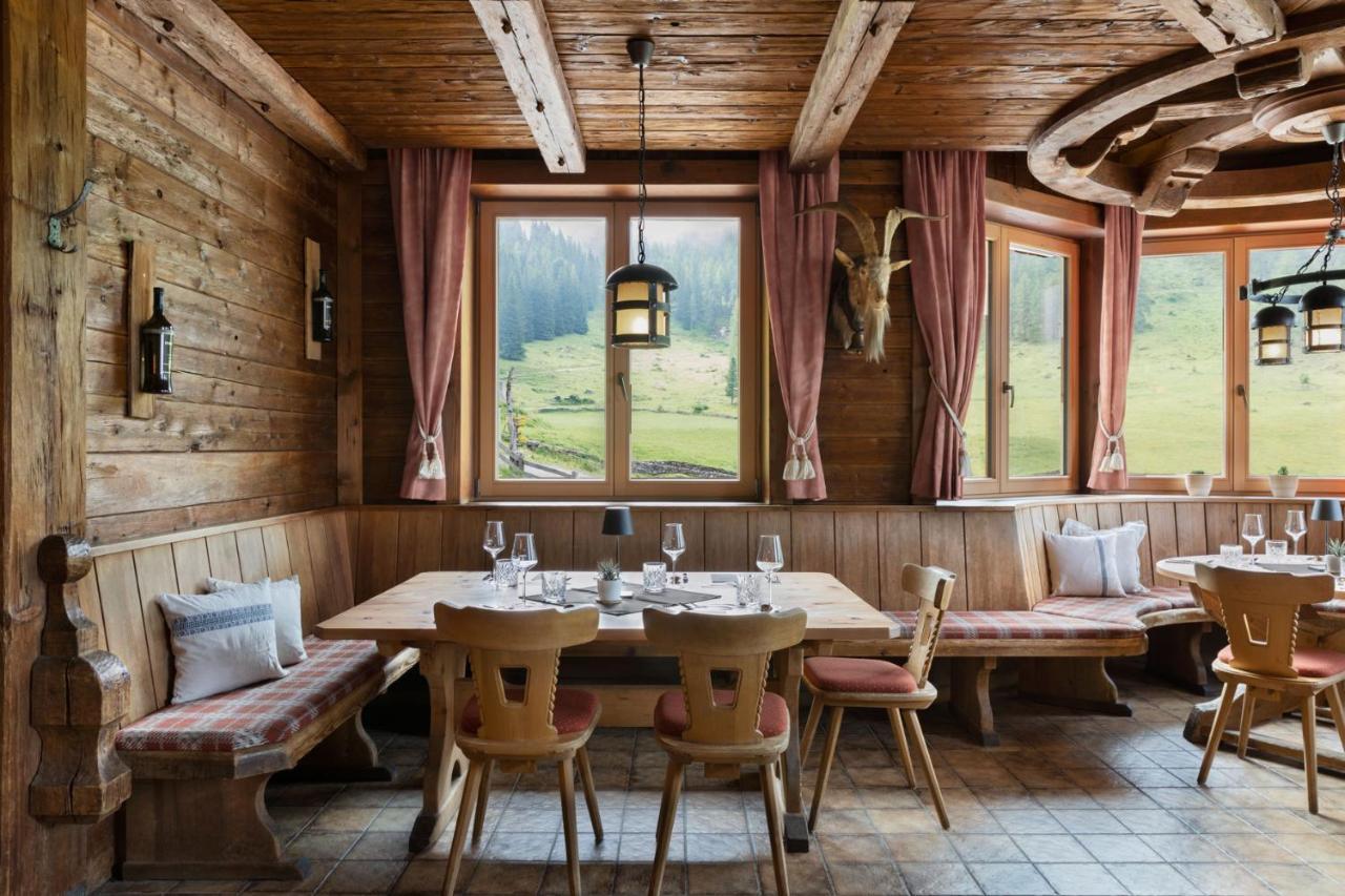ホテル Berggasthaus Hoellensteinhuette トゥクス エクステリア 写真